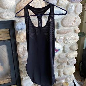 Head tank top